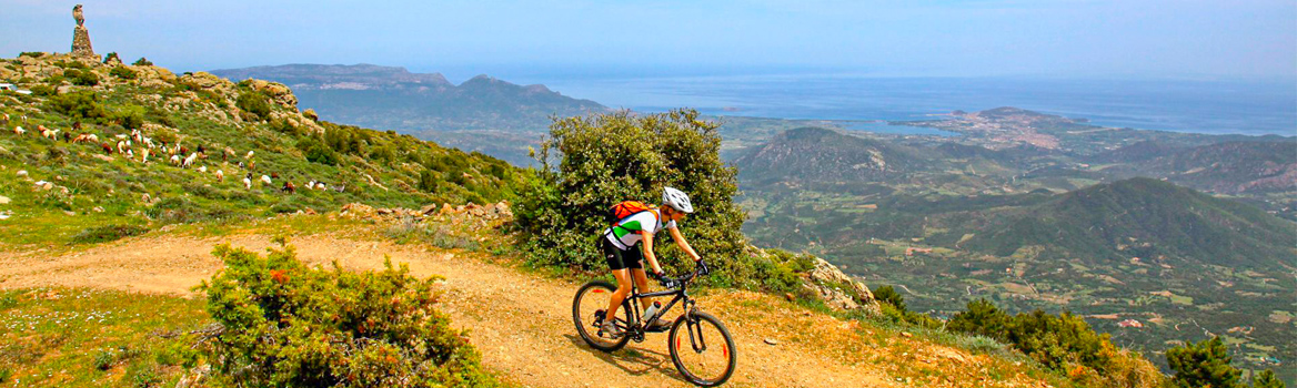 VTT entre filles avec vue sur la mer